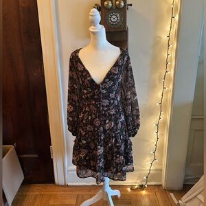 Madewell, Size 6, Black and Pink Floral Long Sleeve Dress